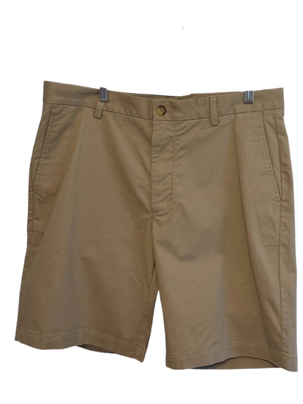 Vineyard Vines Men's Tan Flat-Front Shorts